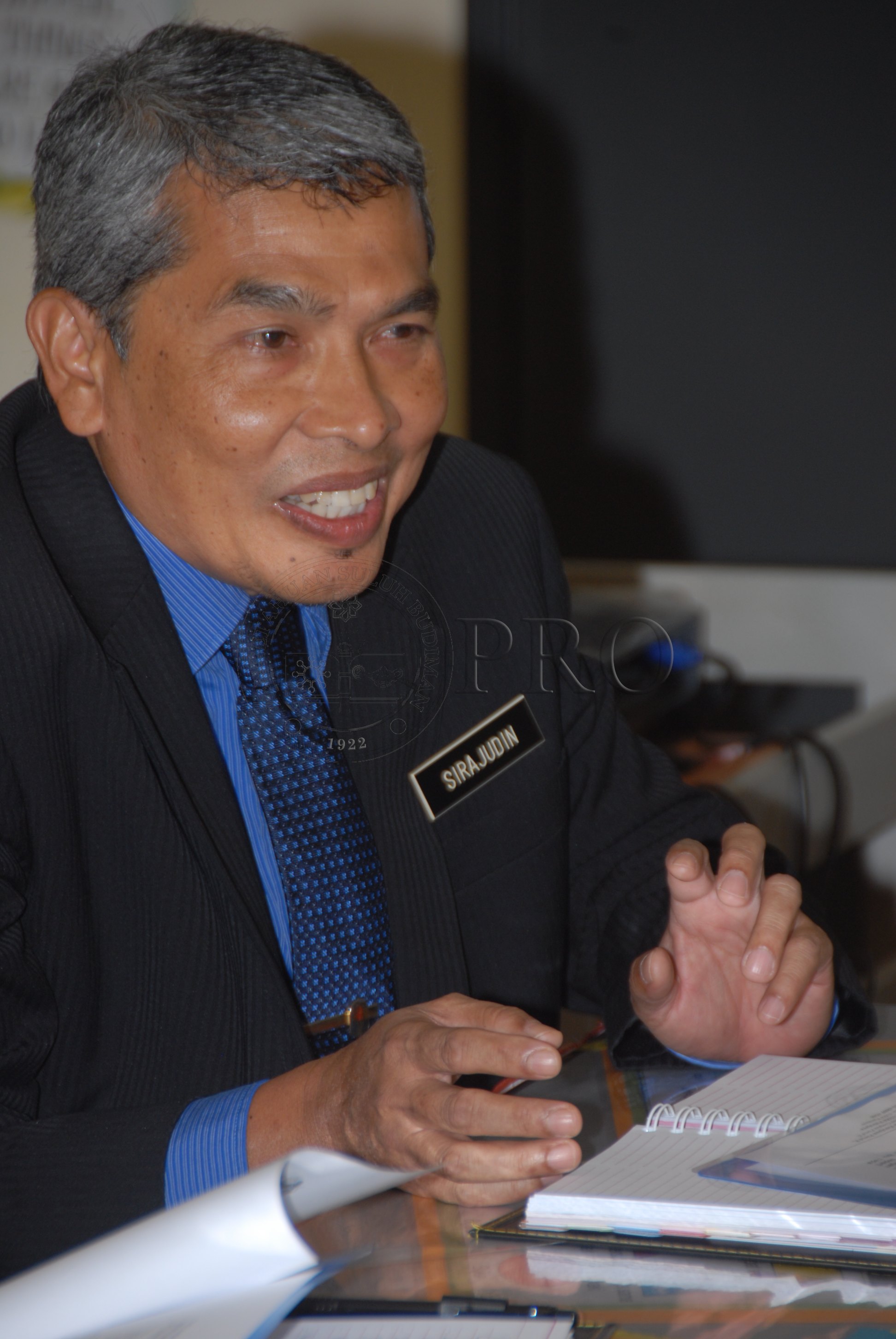 PRO 14 01 SEKOLAH FBA 8058